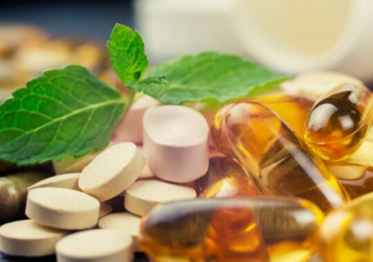 According to a study, dietary supplements and multivitamins improve nutritional health in older men.